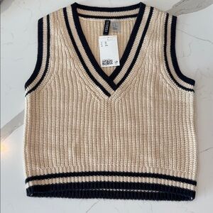 H&M Vest‎